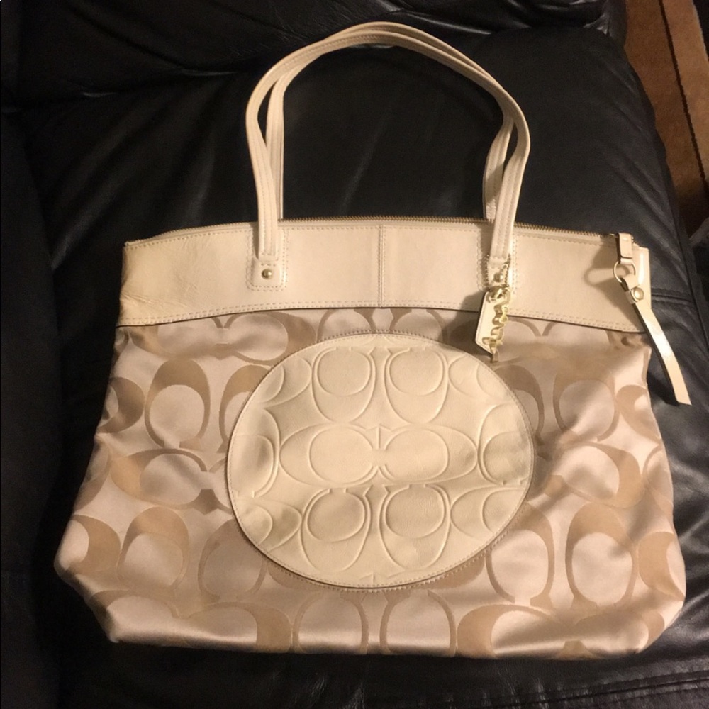 Coach white/pearly tote purse